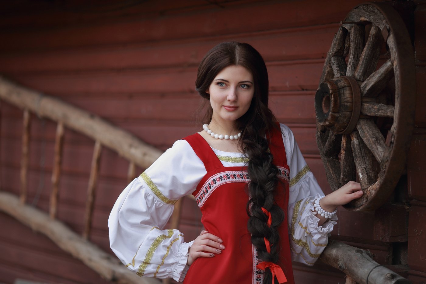 Girls in Slavic costumes in Malang